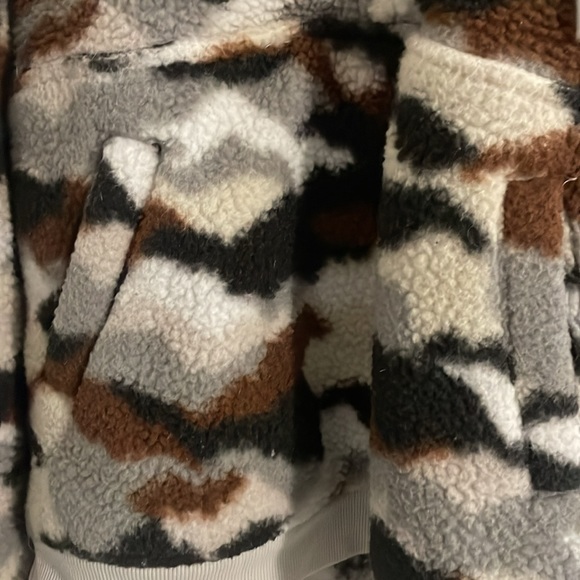 Semi zip up hoodie - Picture 4 of 4